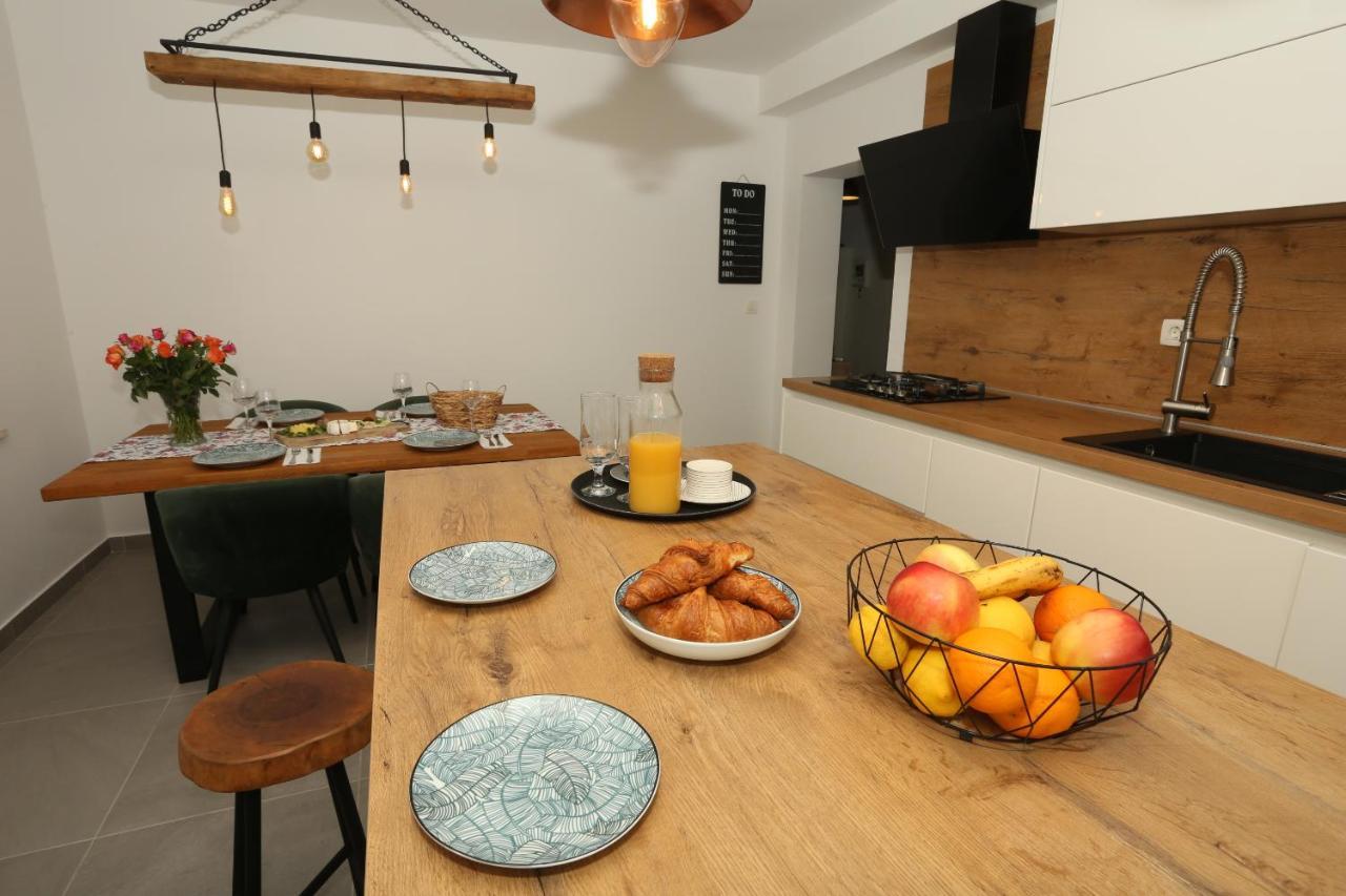 Apartman Luce Trogir Exterior foto